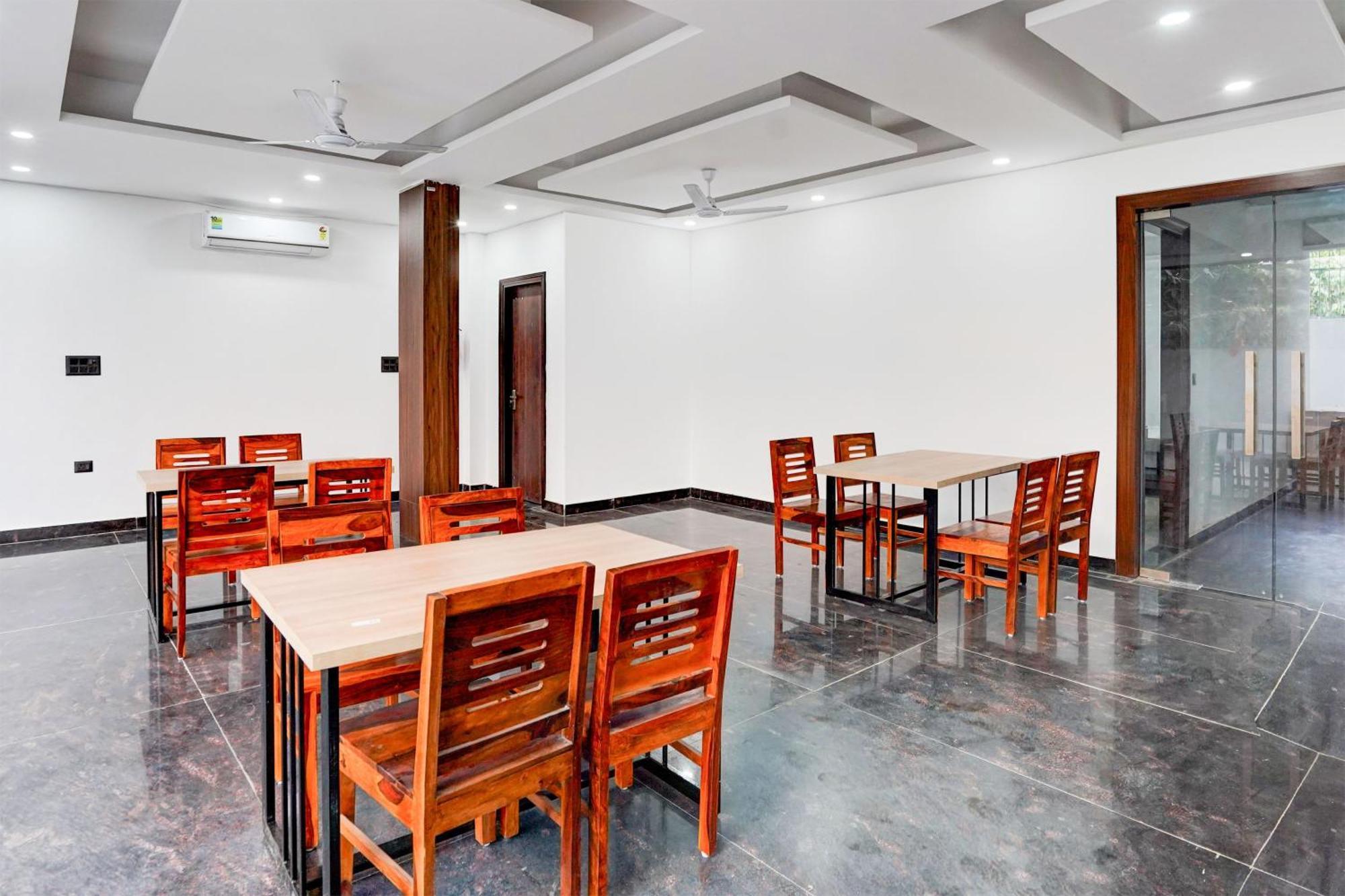 Super Collection O 63 A Noida Hotel Exterior foto