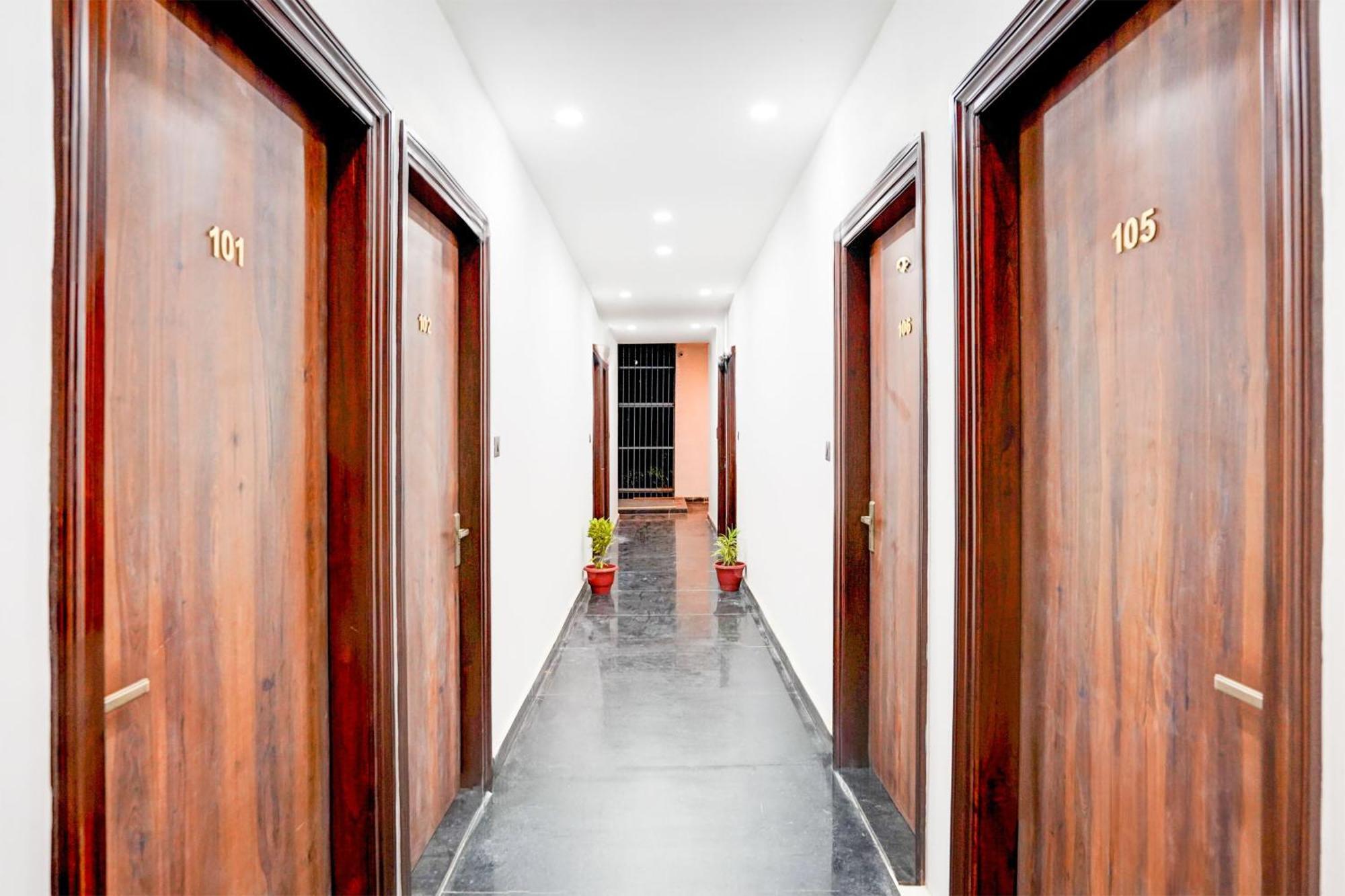 Super Collection O 63 A Noida Hotel Exterior foto