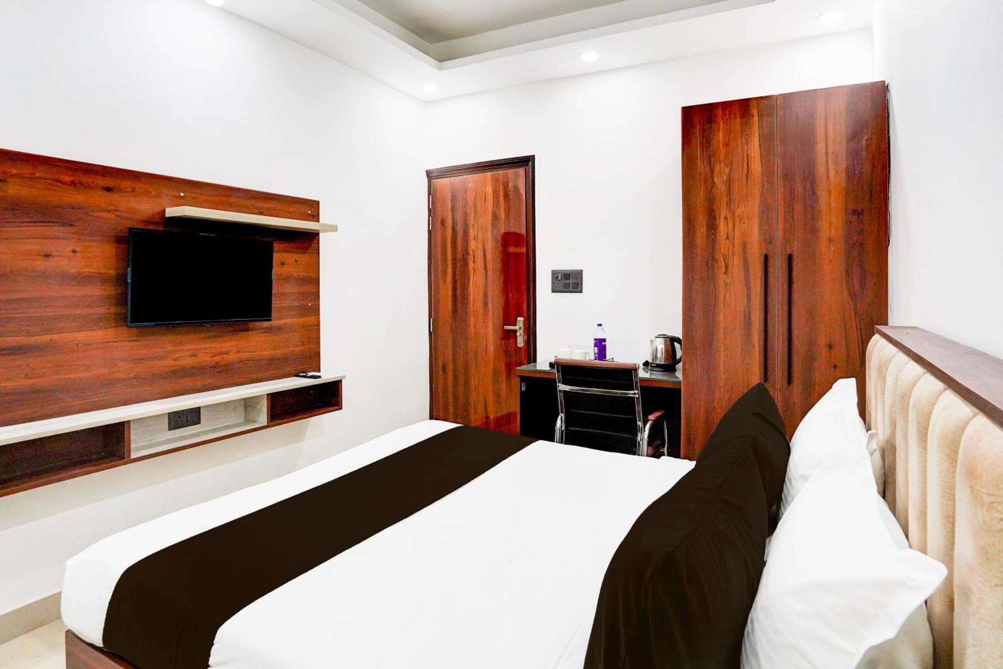 Super Collection O 63 A Noida Hotel Exterior foto